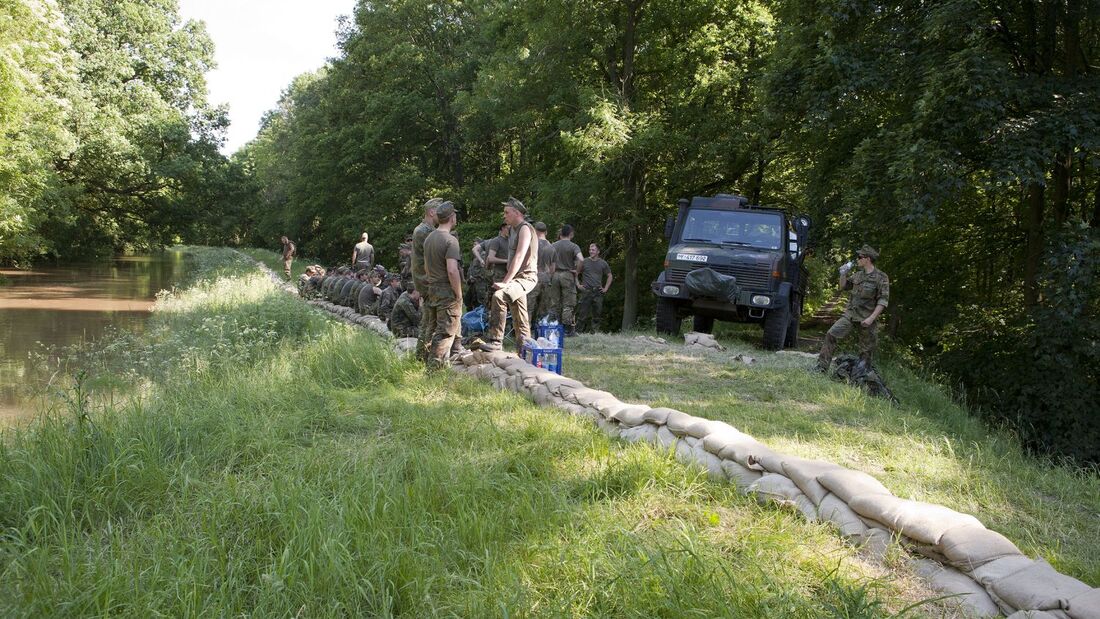 Im Kampf gegen das Hochwasser