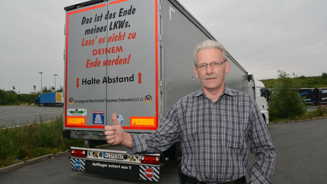 Axel hilft