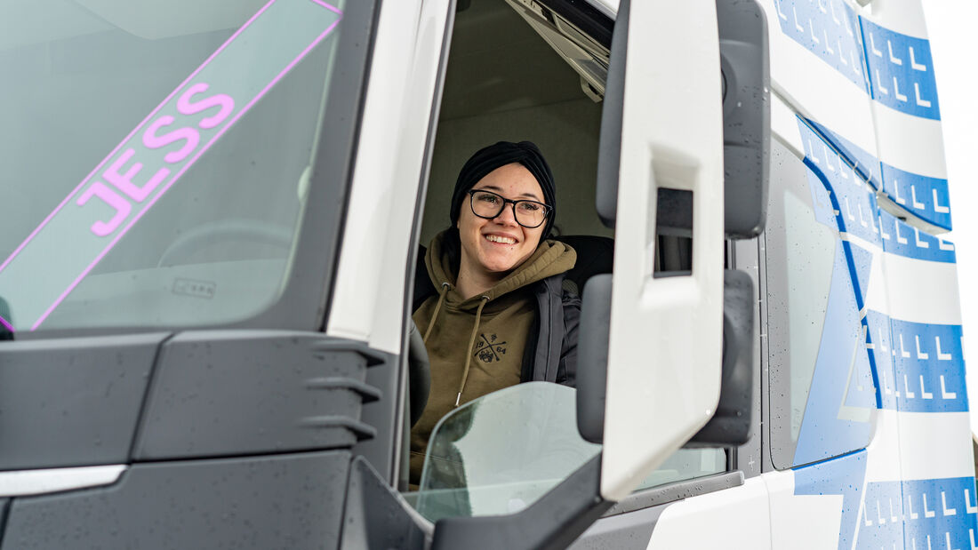 Begeistert von ihrem E-Lkw