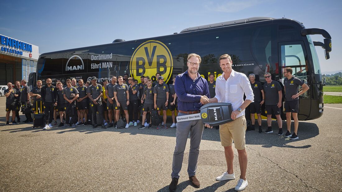 Mannschaftsbus mit luxuriöser Ausstattung