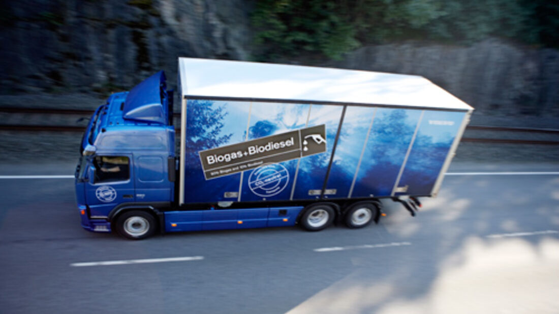 Volvo Trucks stellt als erster gasbetriebene Dieselmotoren nach Euro5 vor