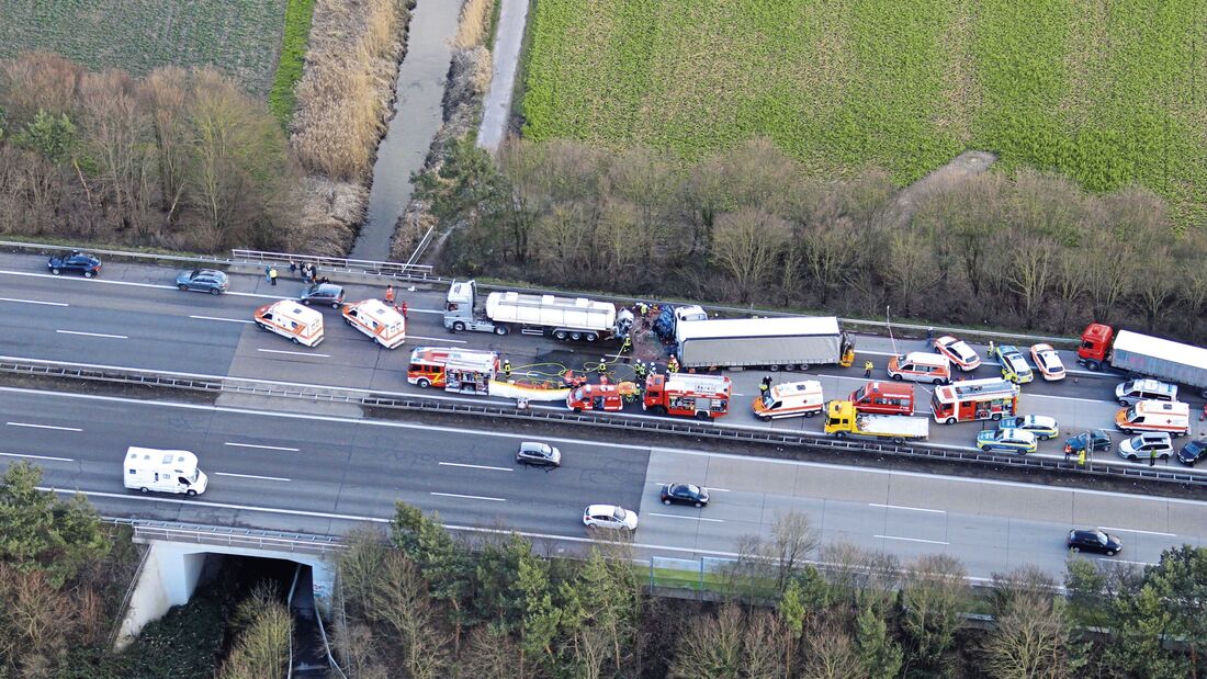 Initiative „Hellwach mit 80 km/h“