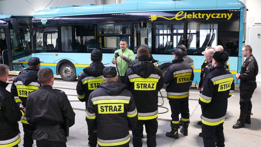 Sicherheitsschulung mit Elektrobussen