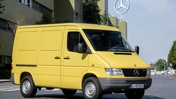 kurioses, aus, aller, welt, nutzfahrzeuge, mercedes, sprinter, kurzer Radstand