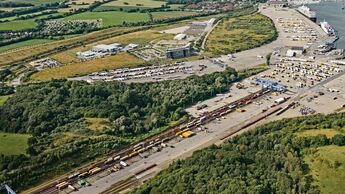 lübecker hafen, lübecker hafen-gesellschaft, tx logistik, trailer