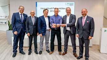 trans aktuell FehrenkÃ¶tter Test v. li.: Oliver Trost, Werner Bicker, Christian Coolsaet, Volvo, JÃ¼rgen Schwarzer, Fahrer FehrenkÃ¶tter Transport und Logistik GmbH, Martin Lundstedt, CEO Volvo, Joachim FehrenkÃ¶tter