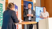 v. li.: Ilona Jüngst, Chefredakteurin trans aktuell, ETM Verlags- und Veranstaltungs-GmbH, Christopher Köhne, Industrie- und Handelskammer zu Köln, Frank Seeger, CO2OPT GmbH
